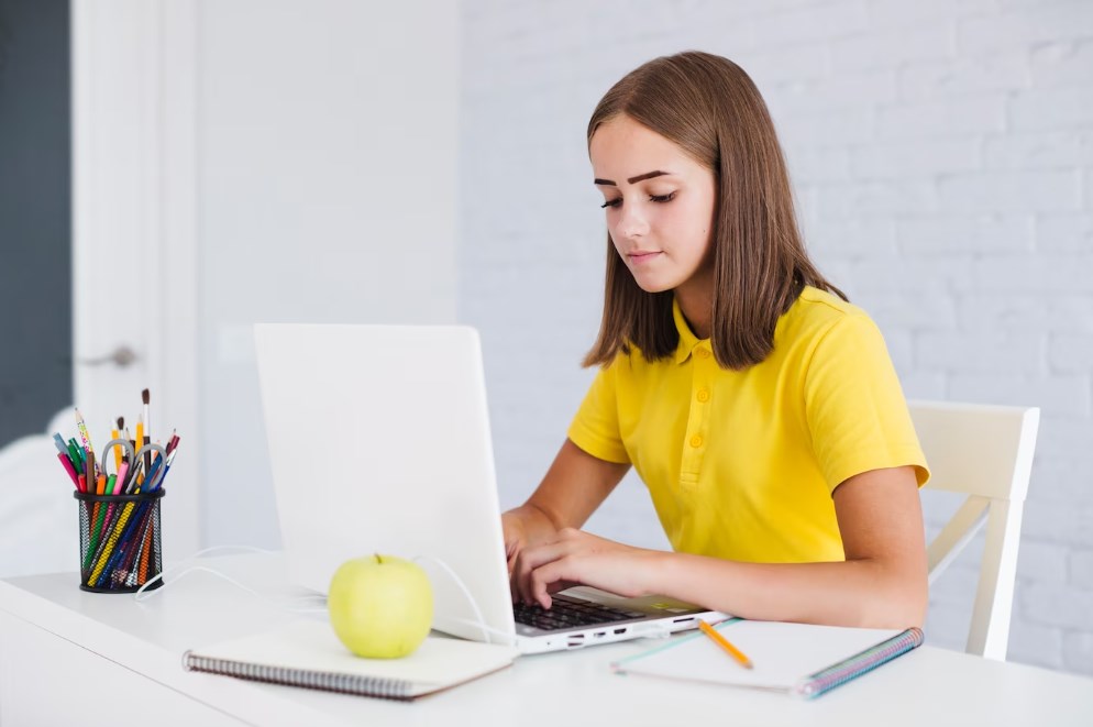 Strategies for Emailing Your Professor About Extra Credit